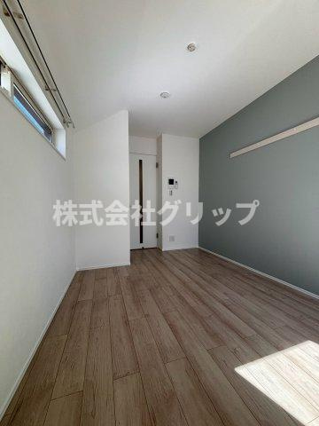 ラフィーネ鶴ヶ峰の洋室