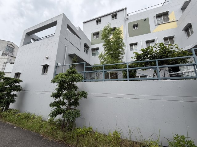 アーサヒルズCS棟の外観