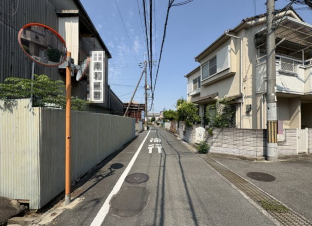 羽曳野市壷井倉庫のその他|前面道路①