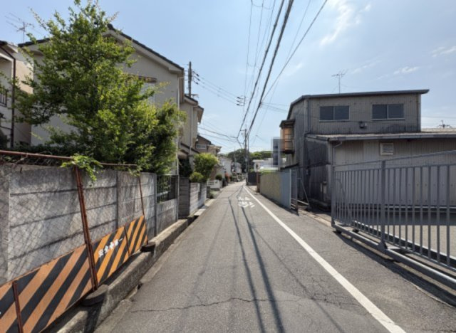羽曳野市壷井倉庫のその他|前面道路②