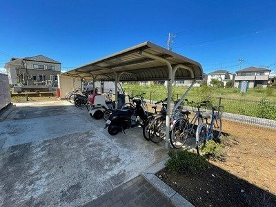 レオパレス旭ヒルズⅡのその他|駐輪場