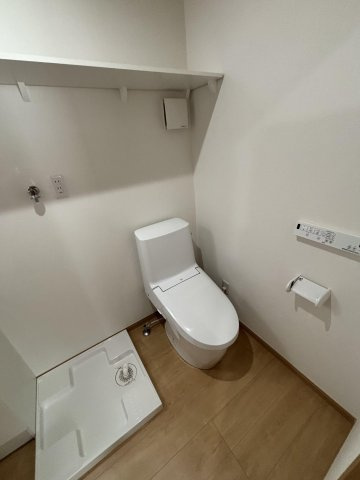 レガーロ・ソラーレのトイレ|※建設中のため別物件参考写真となります。