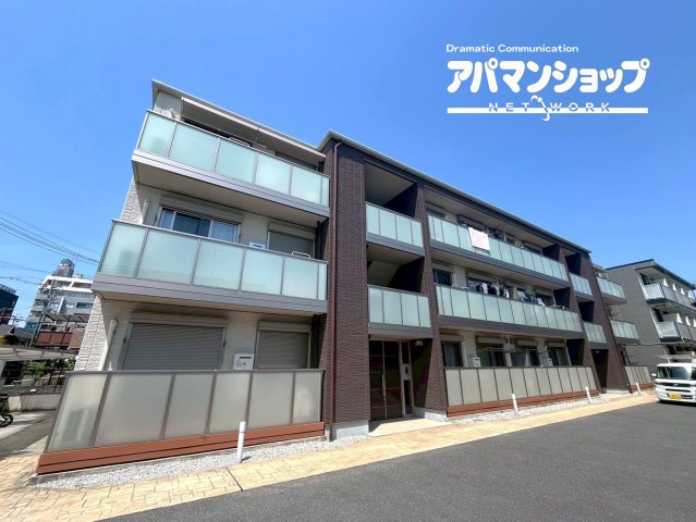 フェリース