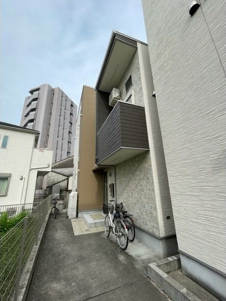 ハーモニーテラス広住町の外観