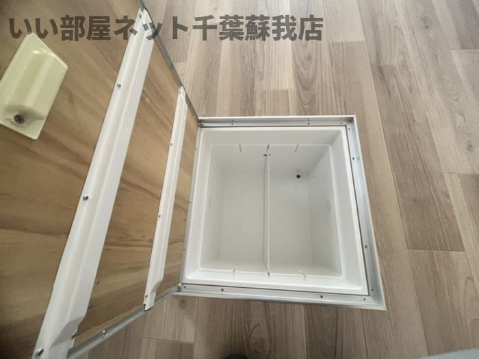 ファーストヴューラ　八番館の収納|床下収納