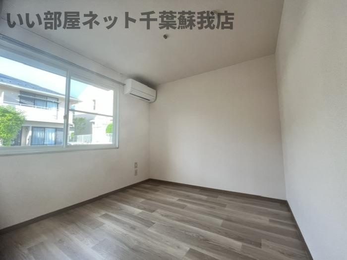 ファーストヴューラ　八番館の洋室|使い勝手のいい洋室です