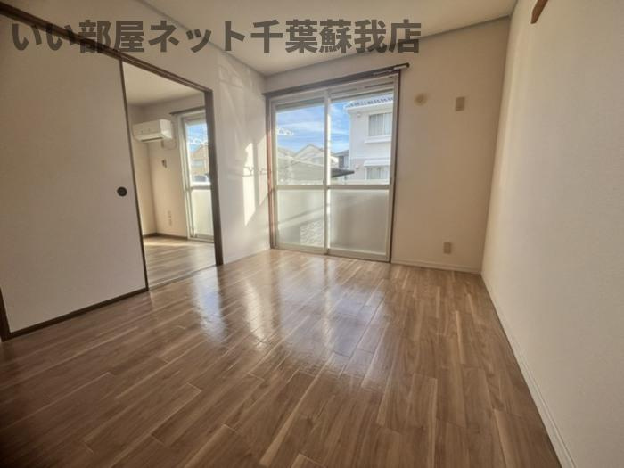 ファーストヴューラ　八番館の洋室|広々とした洋室です