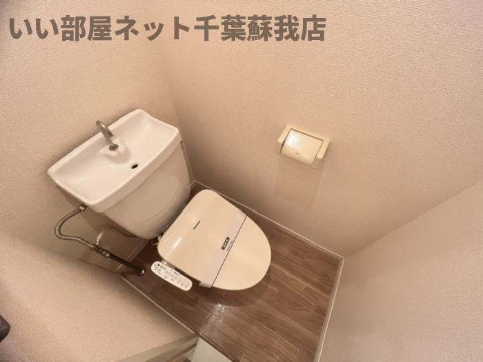 ファーストヴューラ　八番館のトイレ|落ち着いたトイレです