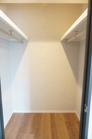 ハイホーム越谷の収納|ウォークインクローゼット
