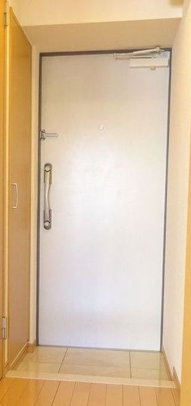 クレイシア錦糸町の玄関