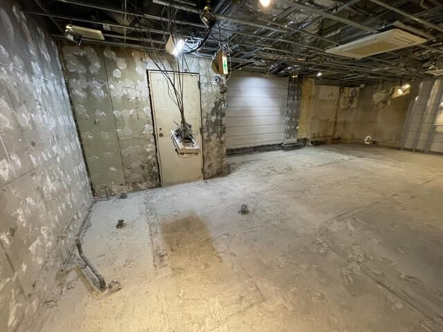 渋谷ビルの内装