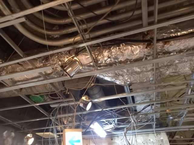 渋谷ビルの内装
