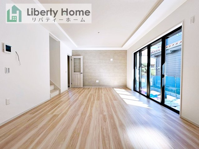 取手市青柳5期　新築戸建の居間・リビング
