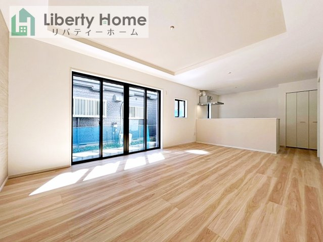 取手市青柳5期　新築戸建の居間・リビング