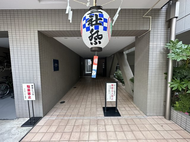 フィオーレ・浅草のエントランス