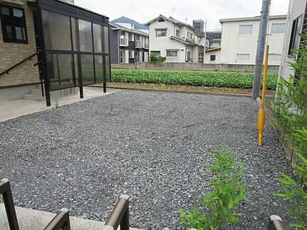 安佐南区川内２丁目の庭
