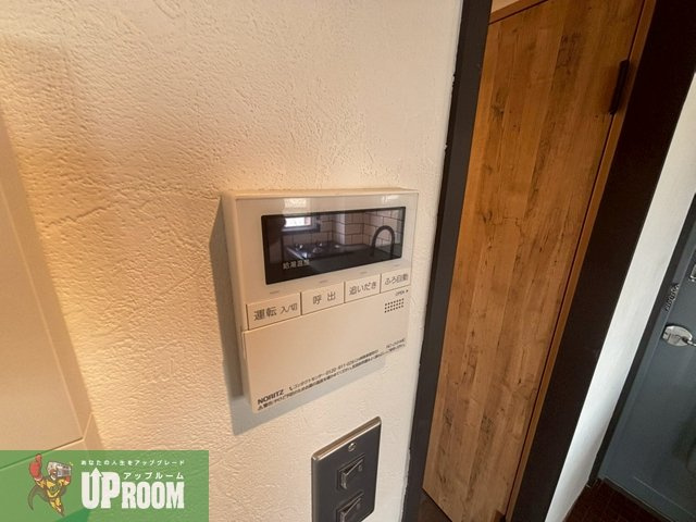 小野マンションの玄関