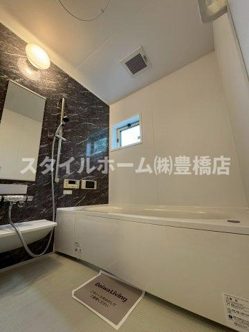 ノーブル西幸の浴室