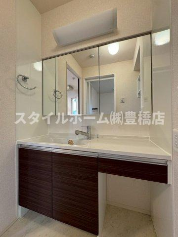 ノーブル西幸の洗面所