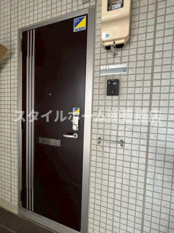 ノーブル西幸の玄関