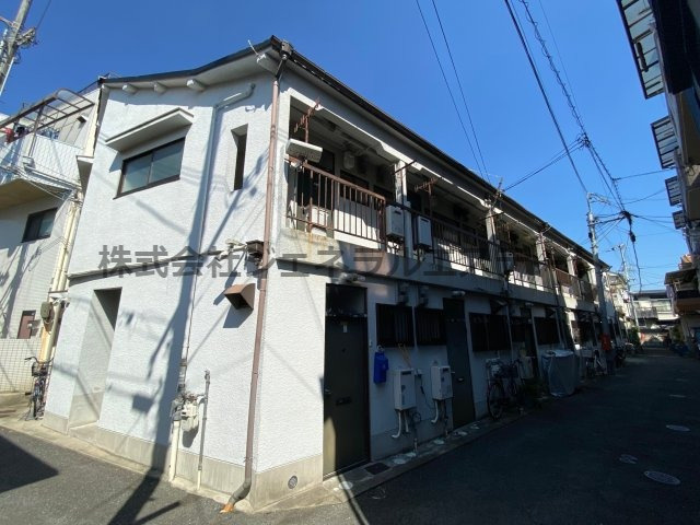 エアロプレーン春日の外観