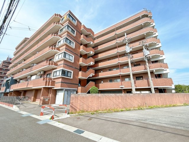 信開ドムス城川原 3階