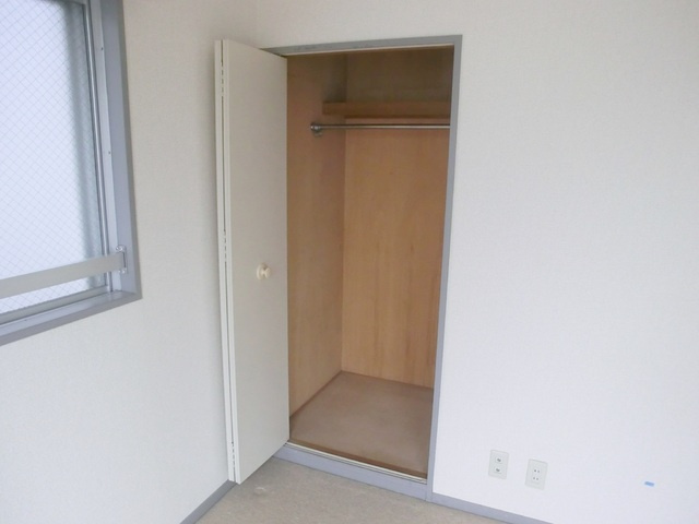 KODAヒルズ東新小岩の収納|洋室の収納です。