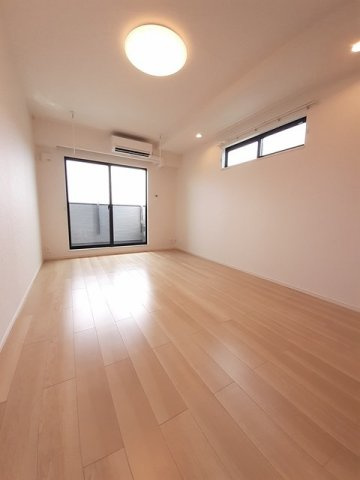 ヴィオレットの内装|内装は落ち着いています