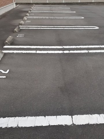 コッティ・プリムローズの駐車場|カースペースがあります