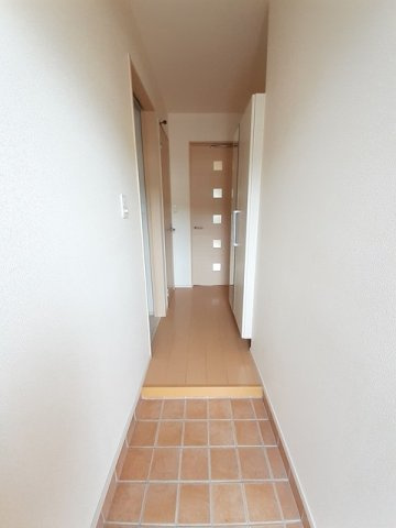コッティ・プリムローズの玄関|シンプルで使いやすい玄関です