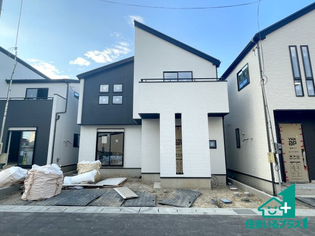 ★大津市下阪本　第5期　新築一戸建ての外観|周辺は落ち着いた街並みの住宅地！子育てがしやすい住環境です！まだ未完成ですが、現地でしかわからない事もございます。是非一度ご覧ください。