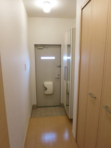 アンソレイエ　Ａの玄関