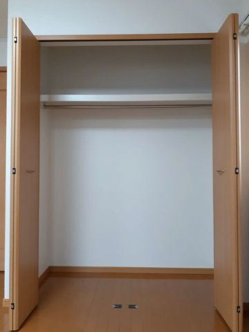 ガーデンハウス紀原の収納