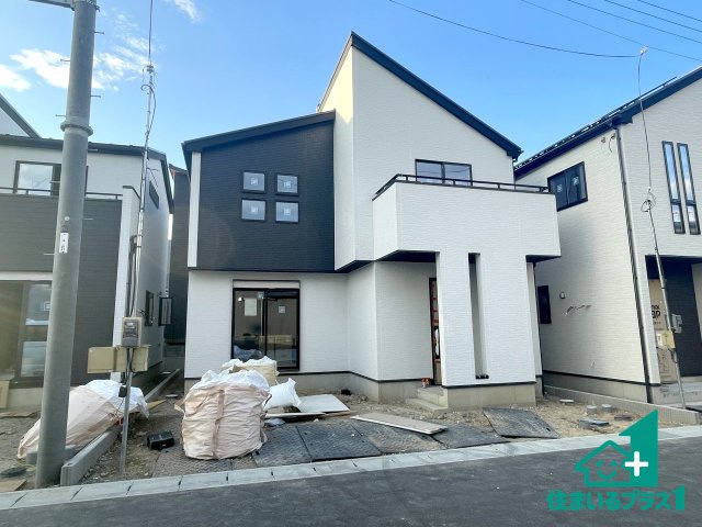 ★大津市下阪本　第5期　新築一戸建ての外観|周辺は落ち着いた街並みの住宅地！子育てがしやすい住環境です！まだ未完成ですが、現地でしかわからない事もございます。是非一度ご覧ください。