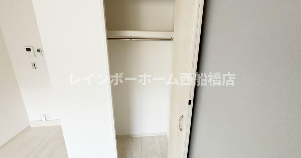 モダンアパートメント津田沼EAST IIの収納