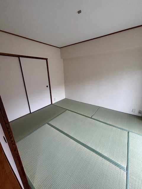 サンハイツ土山明石市二見町西二見の和室