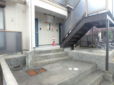 【エントランス】 | ローズヴィラ甲東園 | エントランスです
