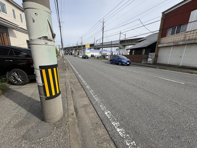 【前面道路含む現地写真】 | 熊谷市石原　中古戸建
