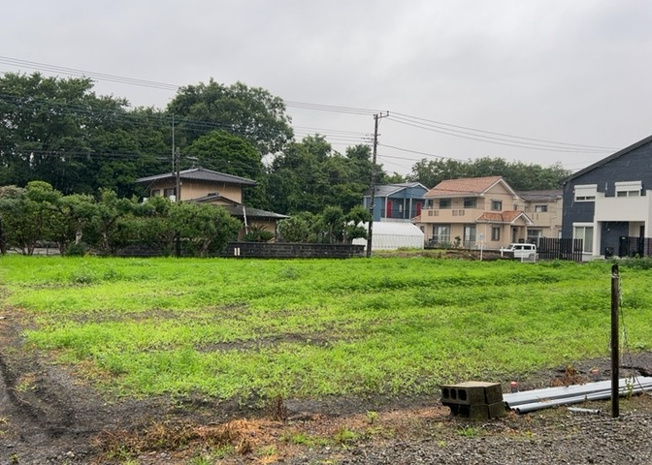 【外観】 | 物件の詳細については、現地を見てわかること以外に、役所や法務局などで調べないとわからないことがあります。そのため、現地に行く場合は、もしこの物件を買ったらどのような生活ができるかをイメージしましょう。