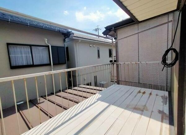 稲沢市平和町上前浪のお家のバルコニー