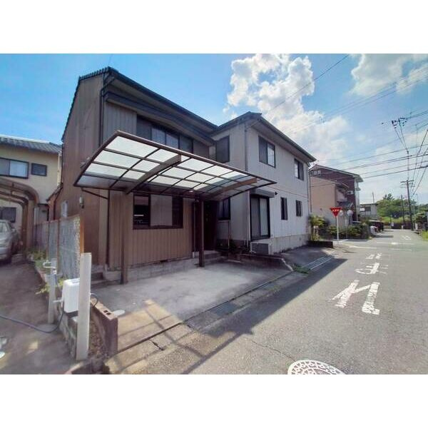 稲沢市平和町上前浪のお家の外観