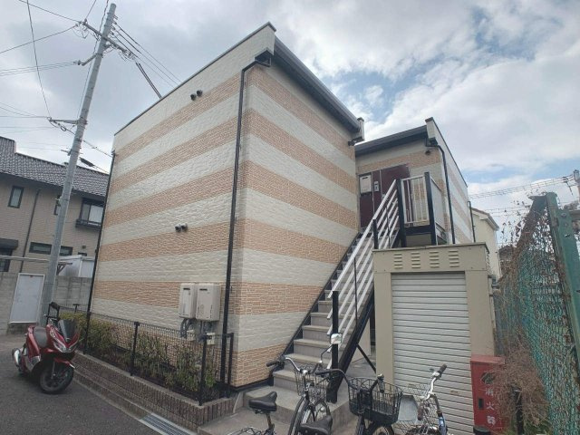 レオパレスＴＷＩＮＫＬＥの外観|建物外観を気になさる方へ、見た目の良い物件です