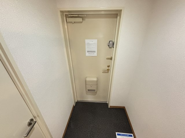 ハイアットプレイスの玄関