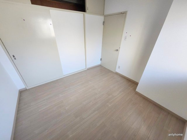 リブラン新北野　仲介手数料無料の洋室