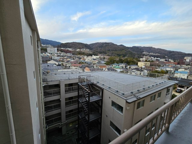 リュエル岡本の展望