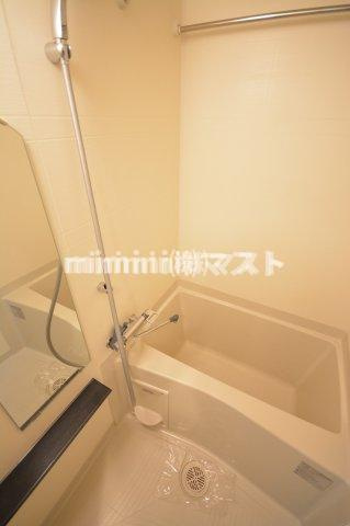 プレサンス新町ウィズジョイの浴室