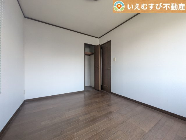 熊谷市大麻生　中古戸建の寝室
