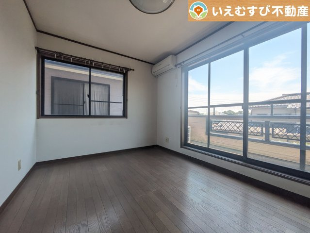 熊谷市大麻生　中古戸建の洋室