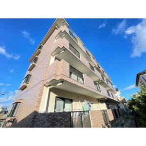 シーズンコート柏原町