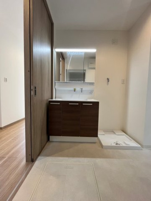 【独立洗面台】 | 筑紫が丘９丁目　新築戸建 | 収納もあるのですっきり、いつも清潔に保てます。